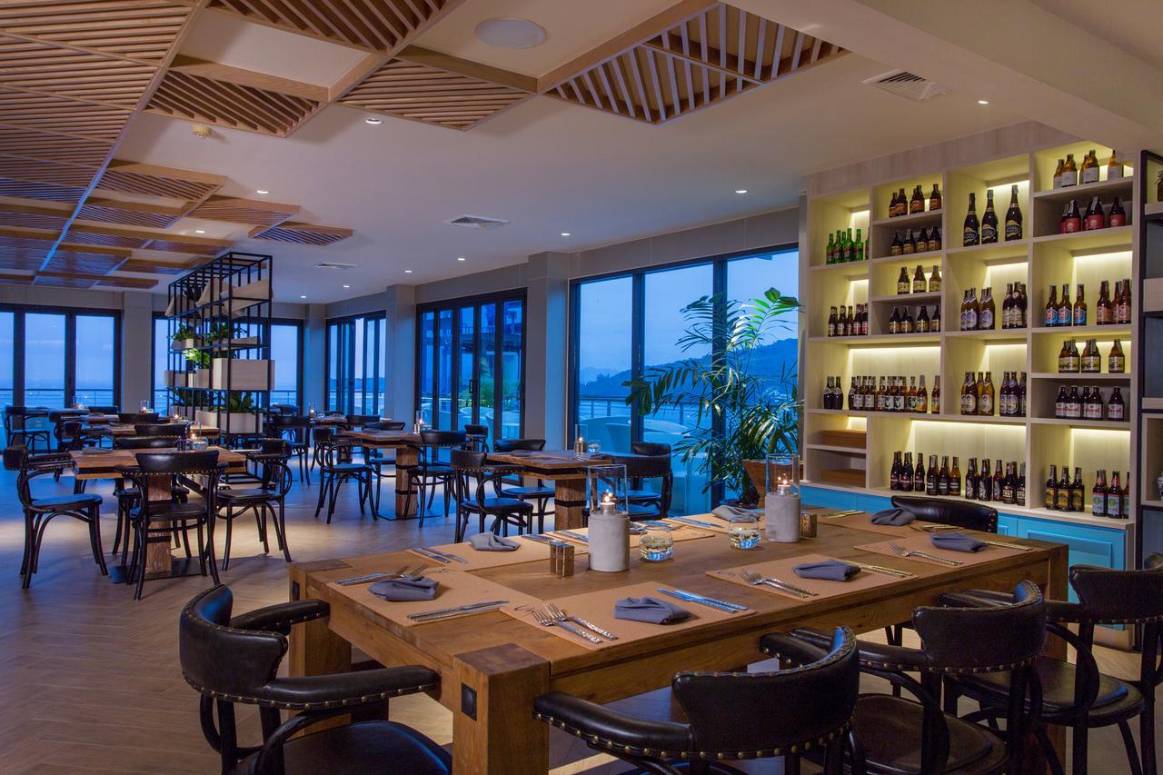 Cape Sienna Phuket Gourmet Hotel&Villas - SHA Extra Plus Strand Kamala Exterior foto The restaurant